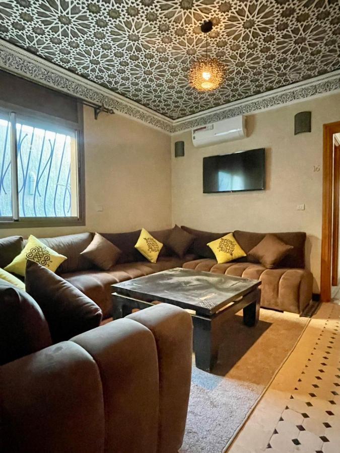 Hotel Apartments Lexpert " Riad The Family" Мерзуга Екстер'єр фото
